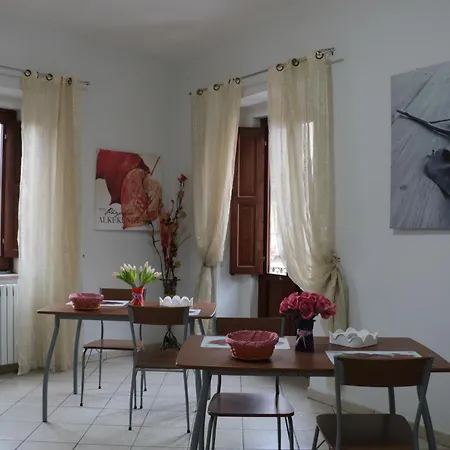 The Maze 3* Vibo Valentia