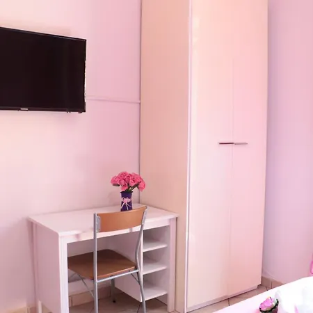 The Maze Vibo Bed & Breakfast *